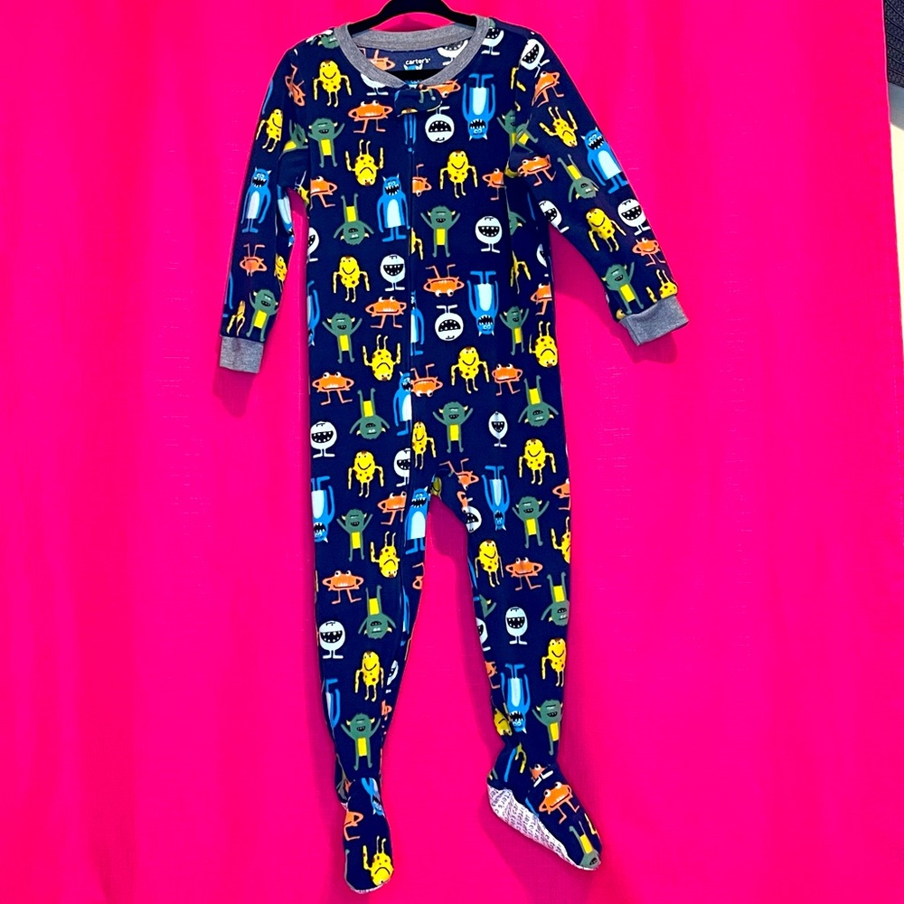 CARTER’S MONSTER FLEECE FOOTED ONE PIECE SLEEPER SIZE 3T